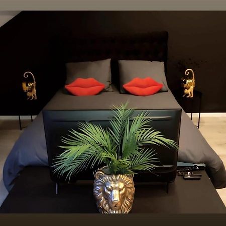Logement Romantique Et Cosy Charleroi Extérieur photo